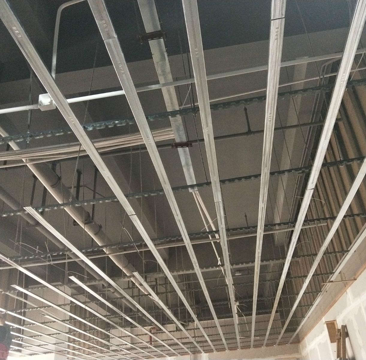 中吉智能-木匠工程 (2).jpg